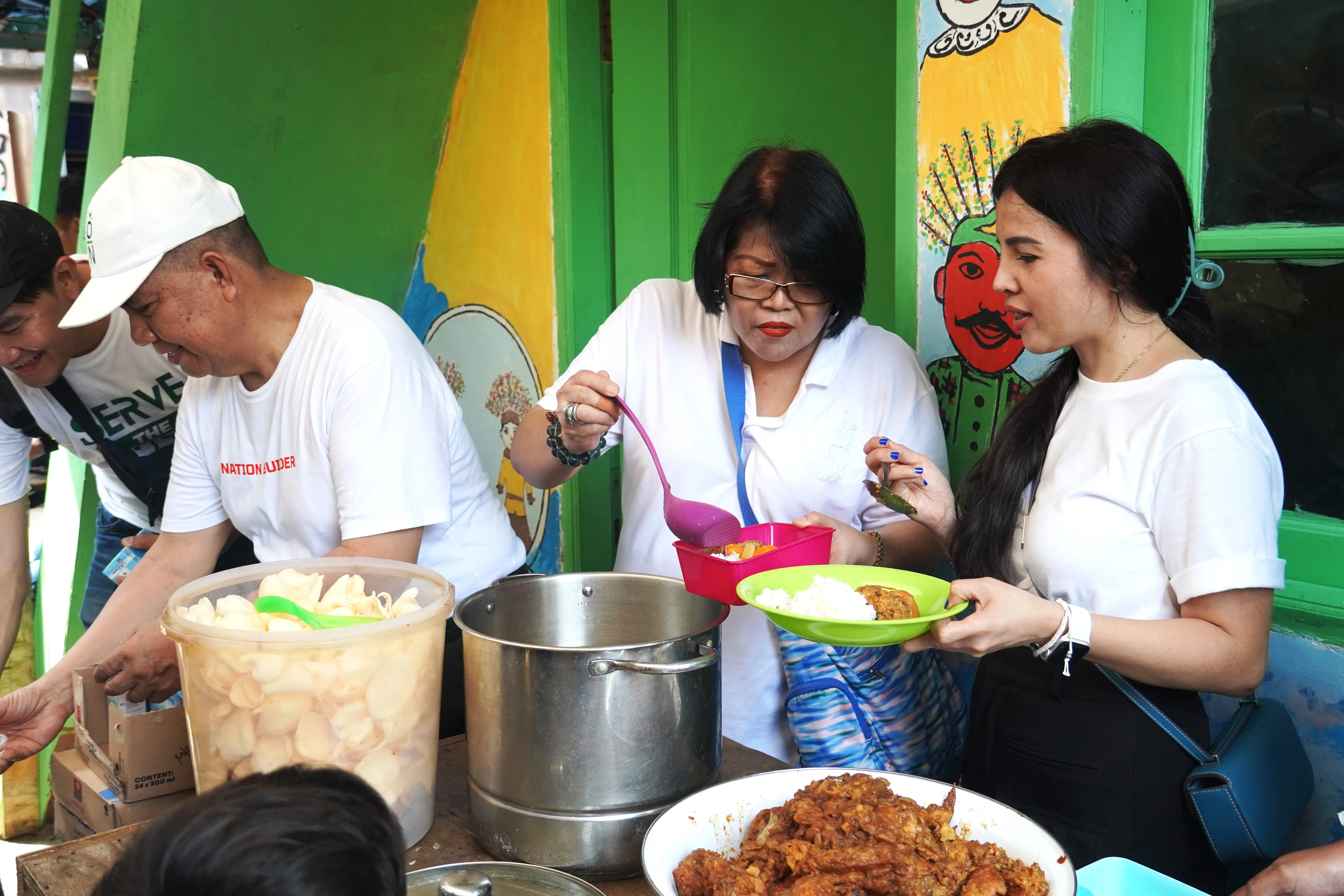 Berita - RAPI Bersama World Harvest & IFGF Gelar “Makan Bergizi Gratis” untuk 100 Anak di Muara Baru, Jakarta - RAPI | Relawan Pemimpin Indonesia - RAPI | Relawan Pemimpin Indonesia